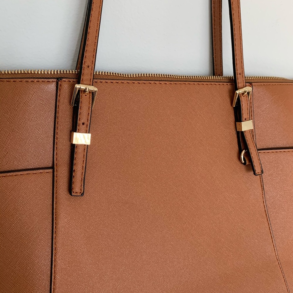 Faux Leather Tote - Picture 4 of 8